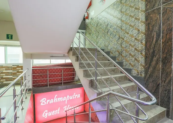 Oyo 14472 Brahmaputra Guest House