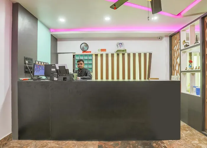 Oyo 14472 Brahmaputra Guest House